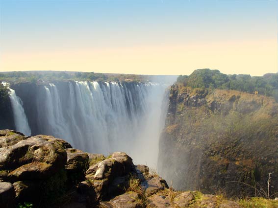 zimbabwe: victoria falls